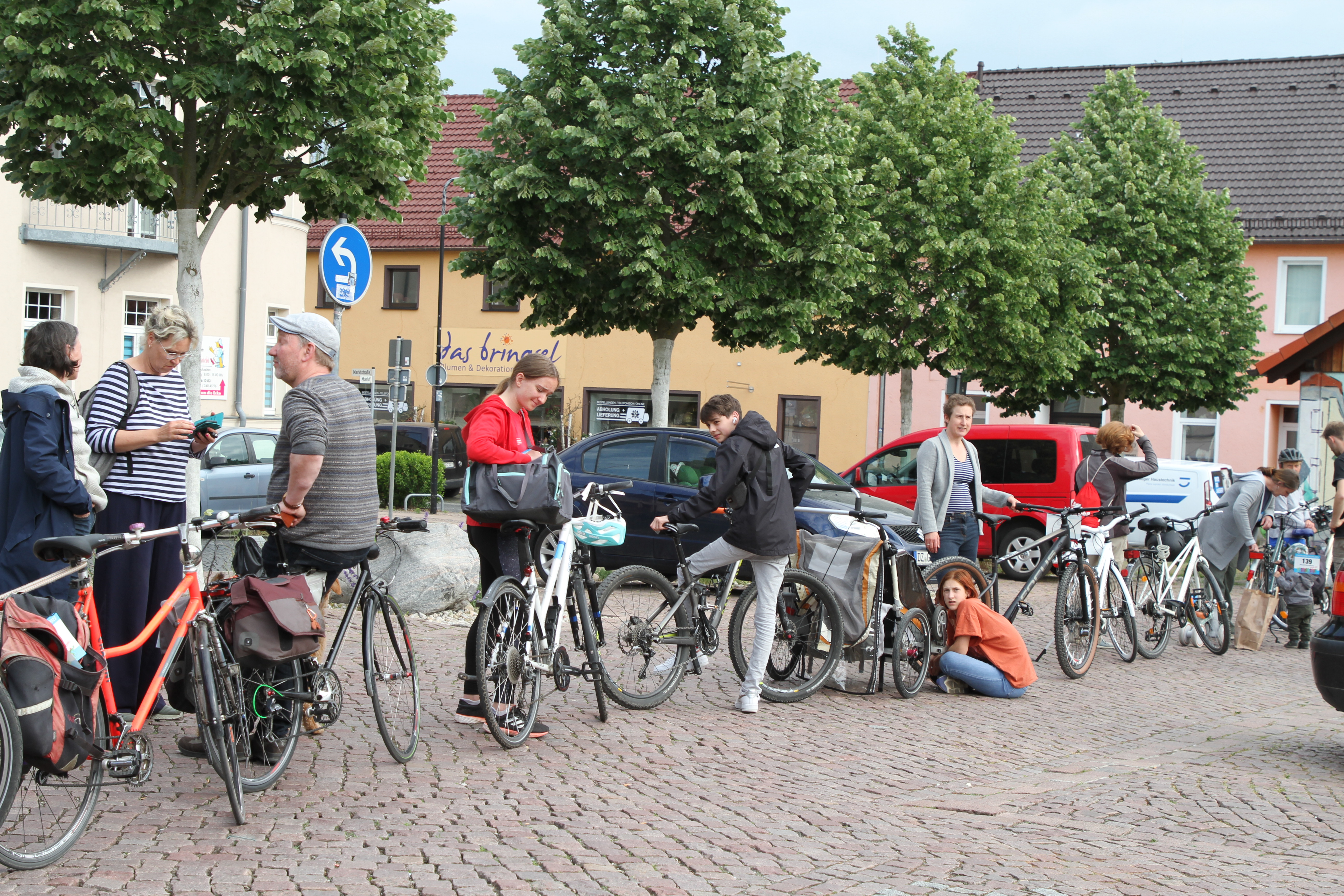 Rekordversuch zur Fahrradkette am 2.6.2023 in Taucha