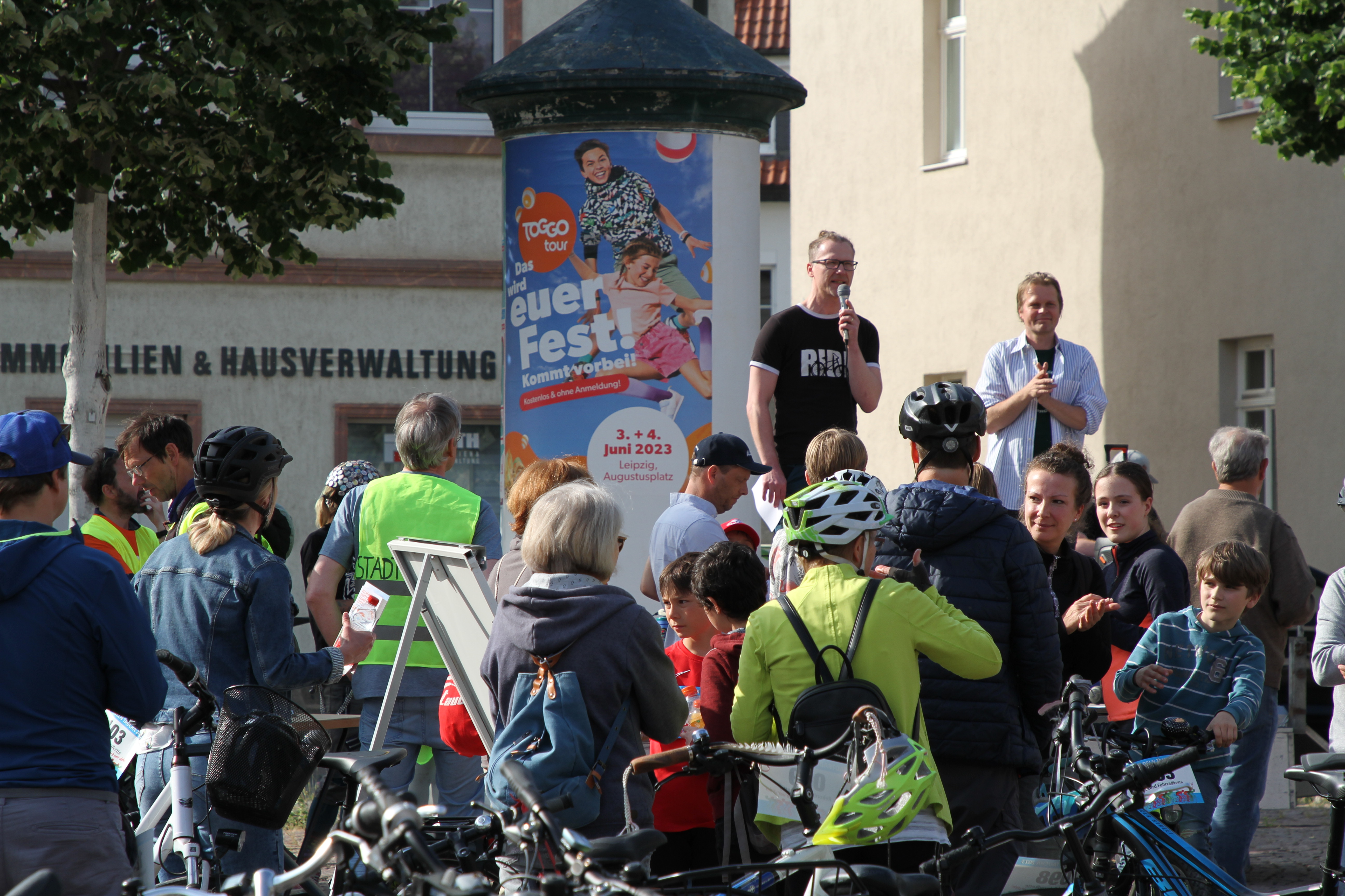 Rekordversuch zur Fahrradkette am 2.6.2023 in Taucha